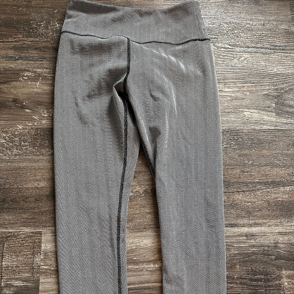 Zyia leggings